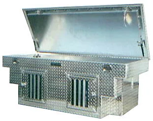 DIAMOND DELUXE Tool Box/Dog Box-Style is designed to be mounted at the front of the bed like a tool box.