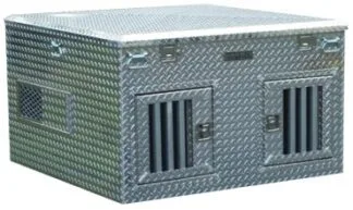 DIAMOND DELUXE D-Style have more features standard than the B-Style as well as taller dog compartments